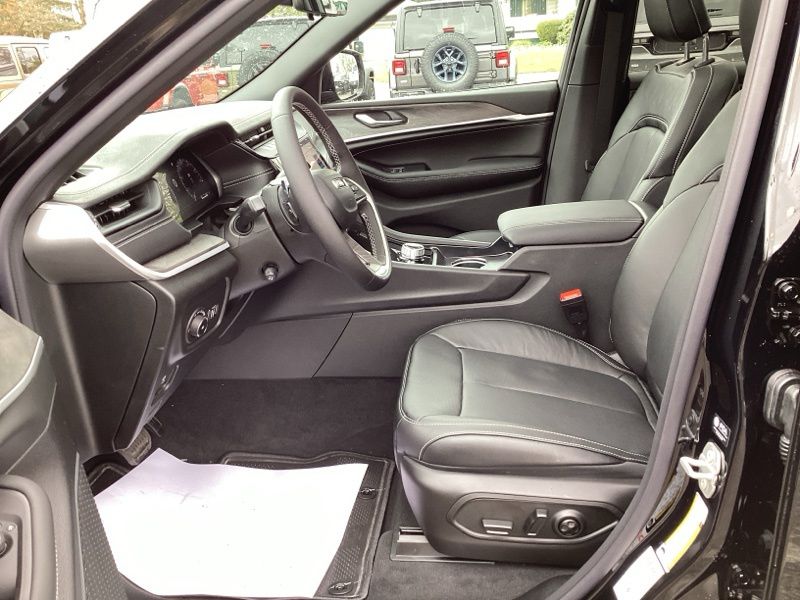 New 2026 Jeep Grand Cherokee SUV