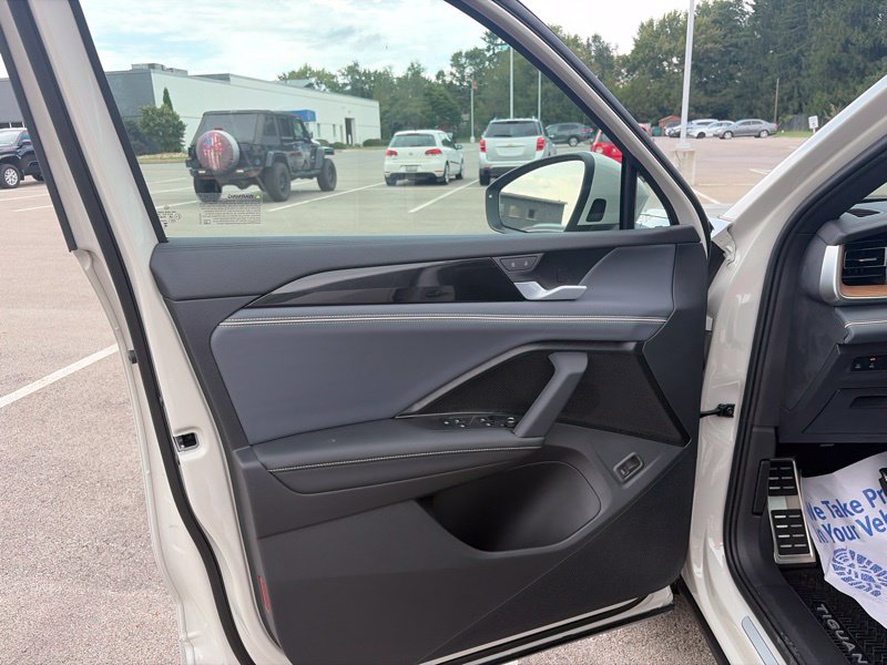 New 2026 Volkswagen Tiguan SUV