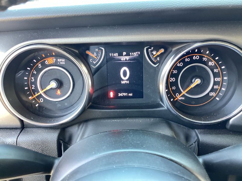 Used 2023 Jeep Wrangler SUV
