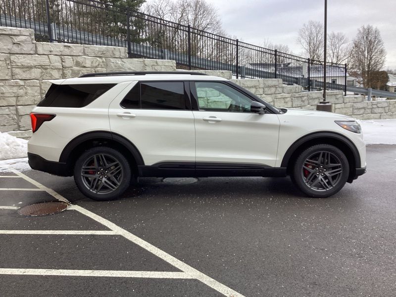 New 2026 Ford Explorer SUV