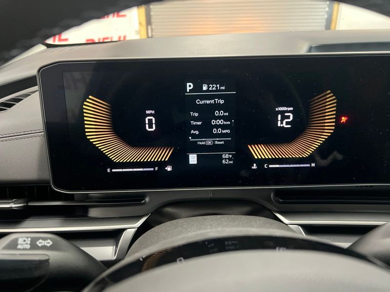 New 2026 Kia Carnival MPV Van