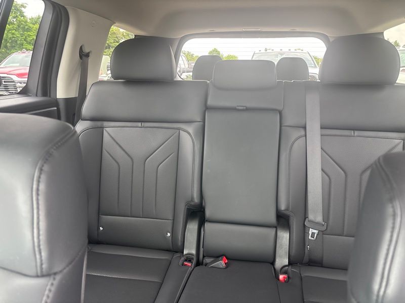 Used 2024 Hyundai Santa Fe Hybrid SUV