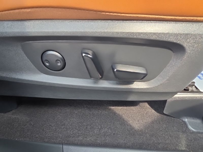 Used 2026 Nissan Pathfinder SUV