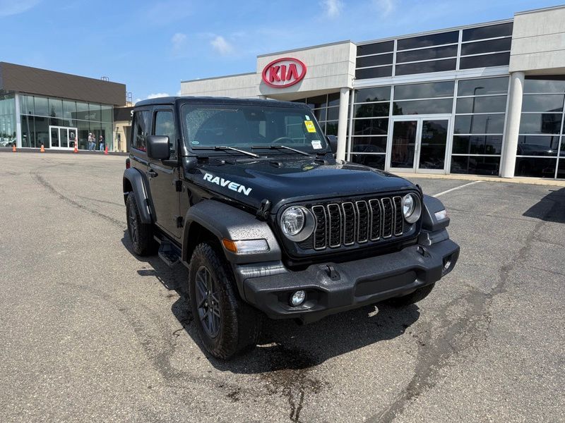 Used 2025 Jeep Wrangler SUV