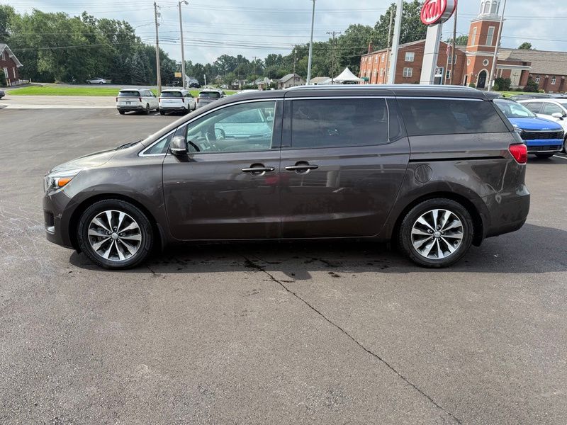 Used 2018 Kia Sedona Van