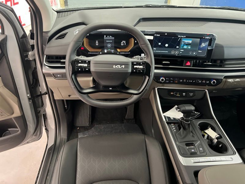 New 2027 Kia Carnival MPV Van