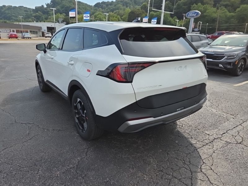 New 2027 Kia Sportage Hybrid SUV
