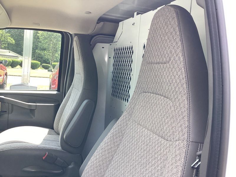 New 2026 Chevrolet Express 3500 Van