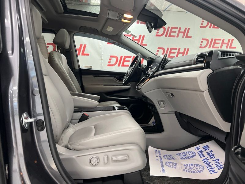 Used 2023 Honda Odyssey Van