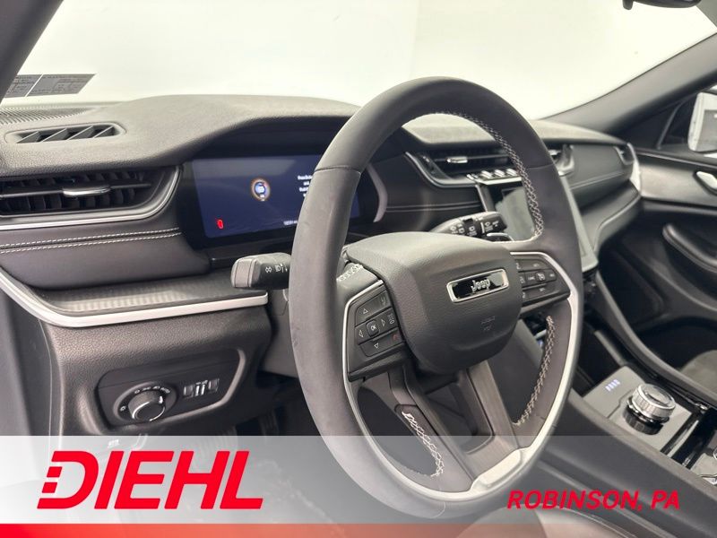 Used 2023 Jeep Grand Cherokee L SUV