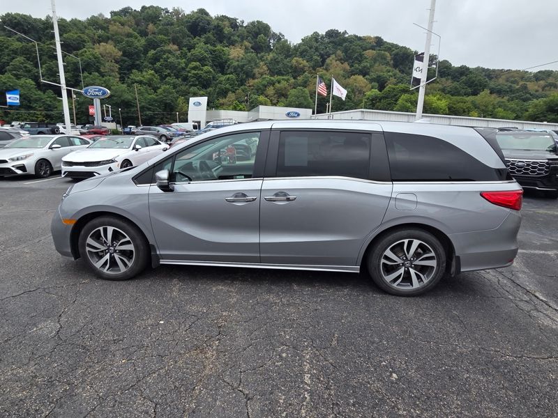 Used 2023 Honda Odyssey Van