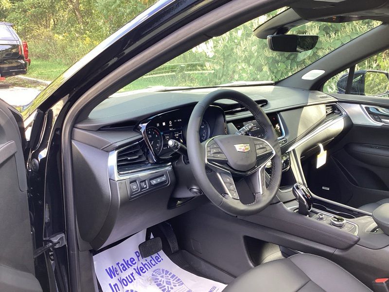 New 2026 Cadillac XT5 SUV