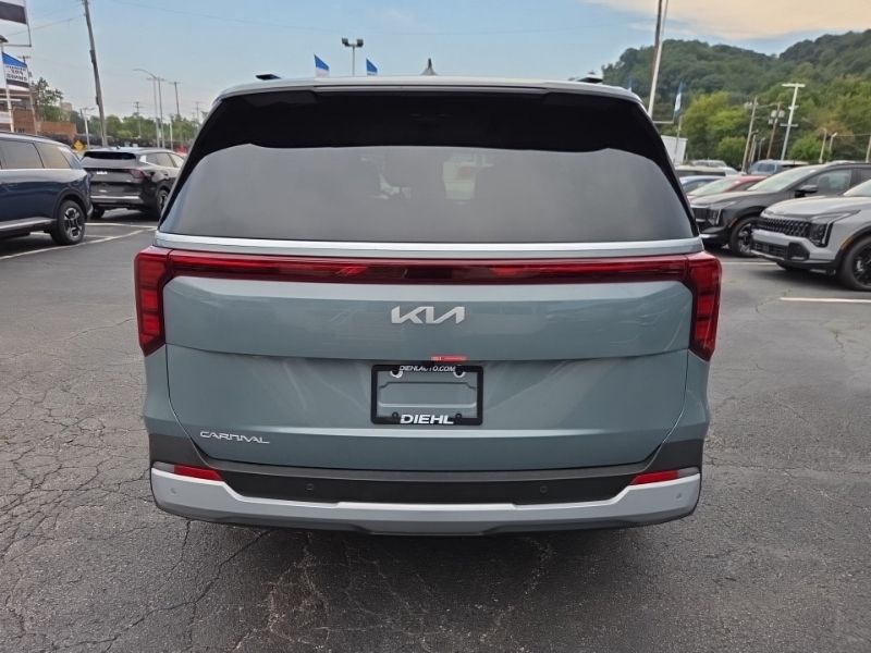 New 2027 Kia Carnival MPV Van