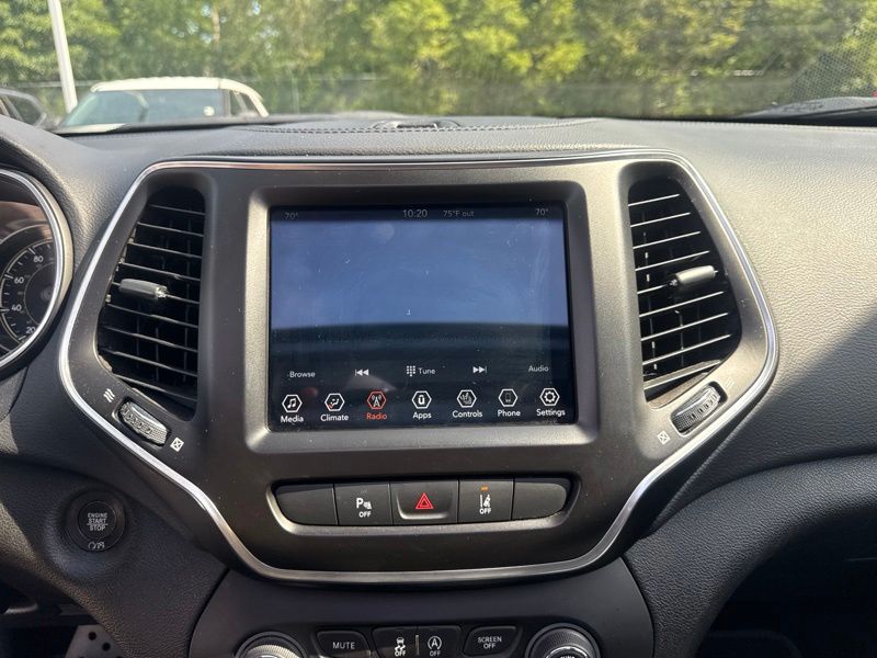 Used 2021 Jeep Cherokee SUV