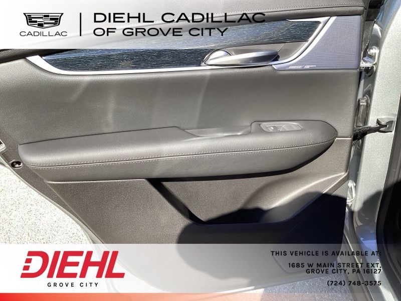 New 2025 Cadillac XT5 SUV