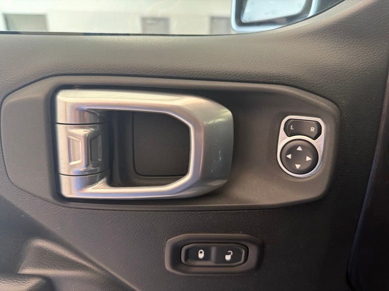 Used 2019 Jeep Wrangler SUV