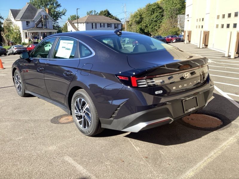 New 2026 Hyundai Sonata Hybrid Sedan