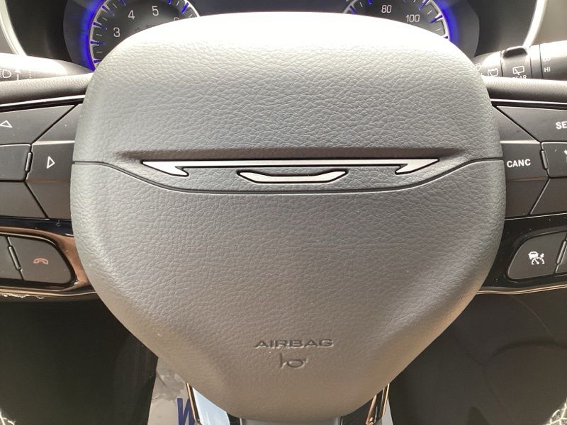 New 2027 Chrysler Pacifica Van