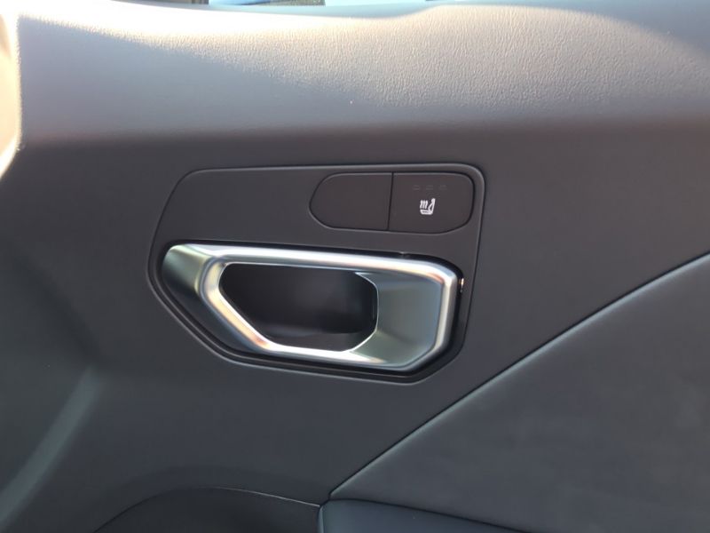 New 2026 Kia K4 Hatchback Hatchback