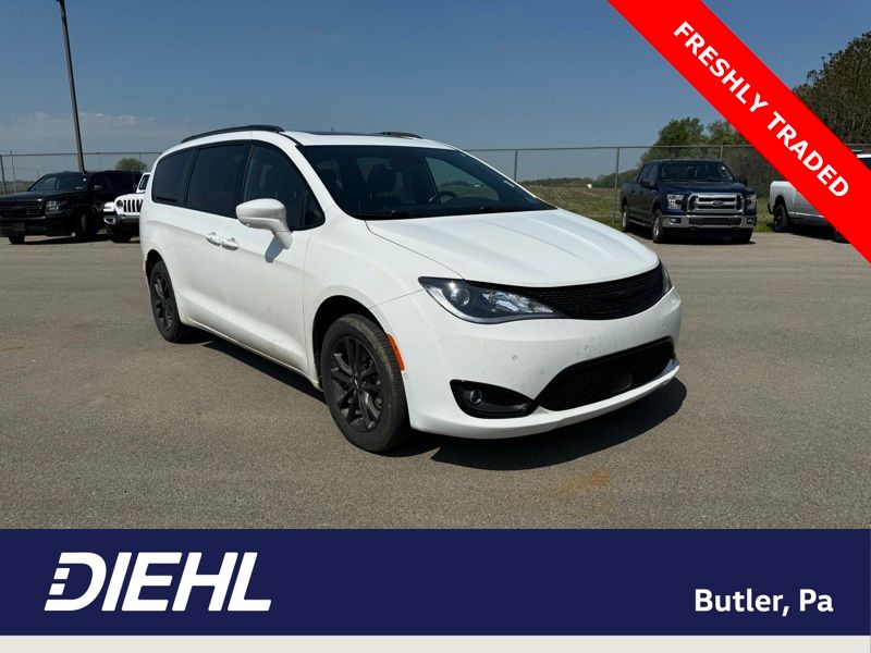 2020 Chrysler Pacifica 3.6 AWD LAUNCH EDITION AUTO 4WD's photo