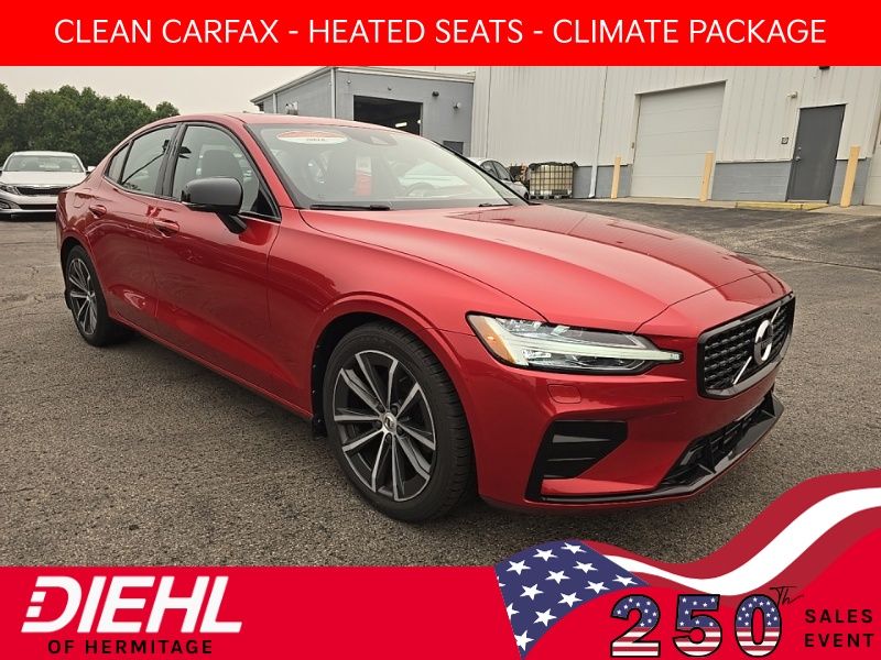  2022 Volvo S60 B5 Momentum AWD   