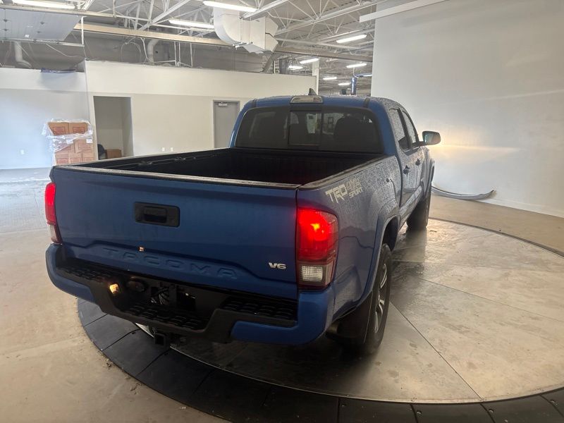 Used 2018 Toyota Tacoma Truck