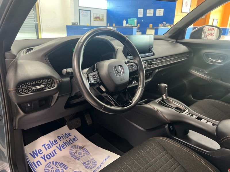 Used 2025 Honda HR-V SUV