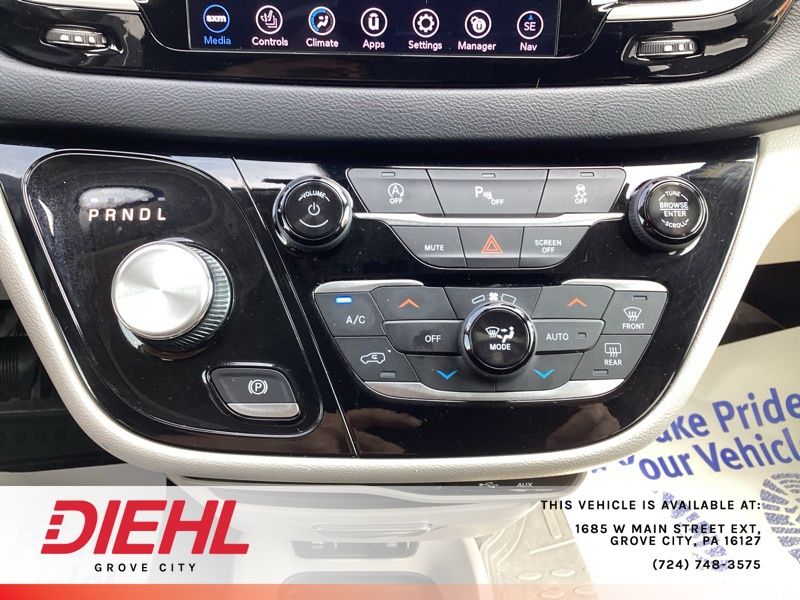 Used 2019 Chrysler Pacifica Van