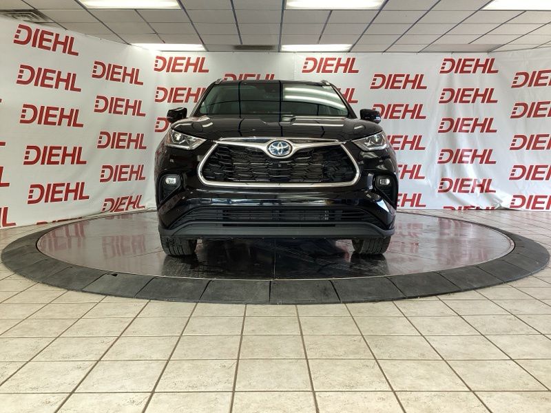 Used 2023 Toyota Highlander Hybrid SUV