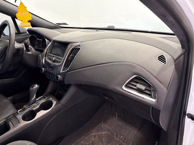 Used 2019 Chevrolet Cruze Hatchback