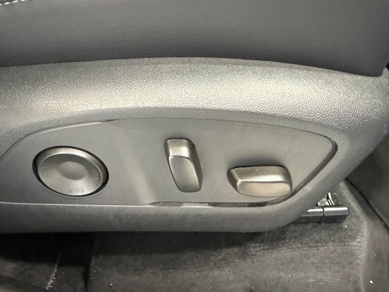 Used 2025 Buick Enclave SUV