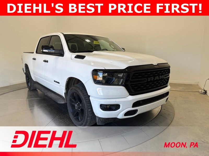 Bright White Clearcoat 2024 RAM 1500 Big Horn Crew Cab 4WD Pickup Truck Four-Wheel Drive 8-Speed Automatic
