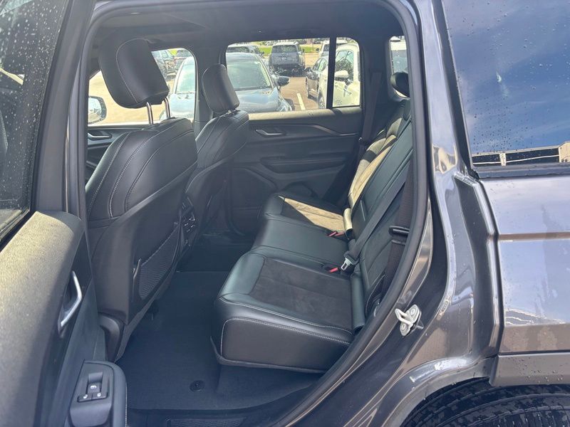 Used 2023 Jeep Grand Cherokee SUV