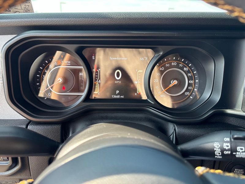 Used 2024 Jeep Wrangler SUV