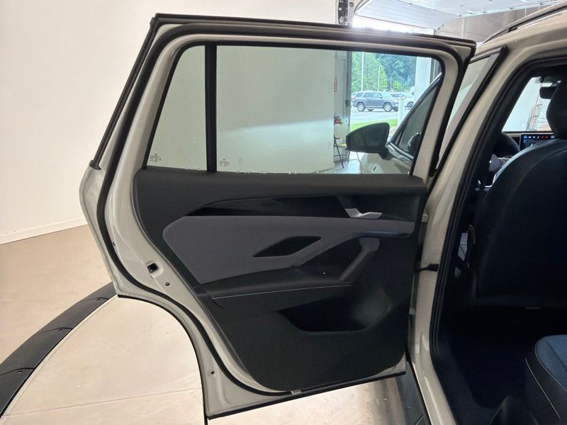 New 2026 Volkswagen Tiguan SUV