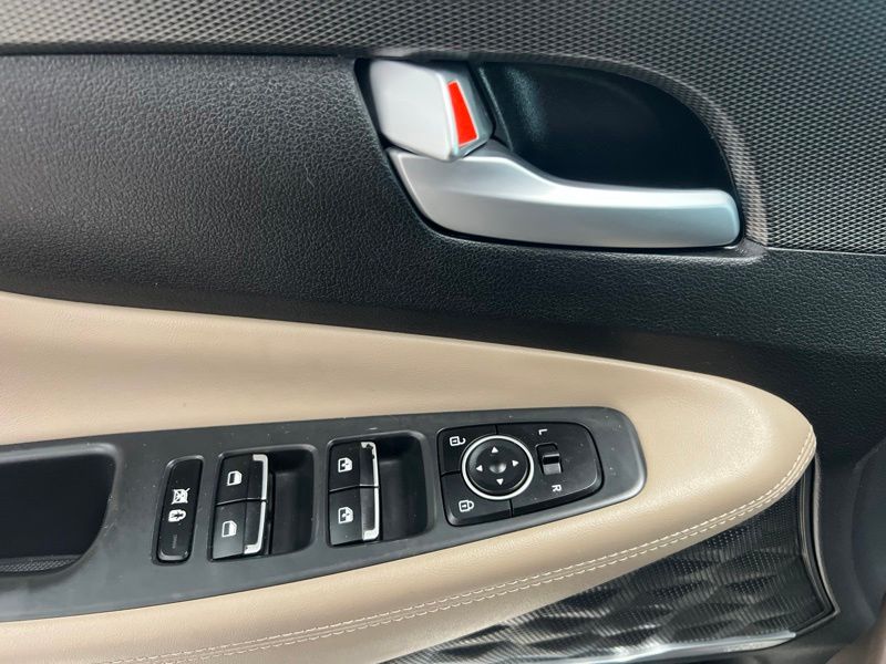 2019 Hyundai Santa Fe Limited - Photo 21