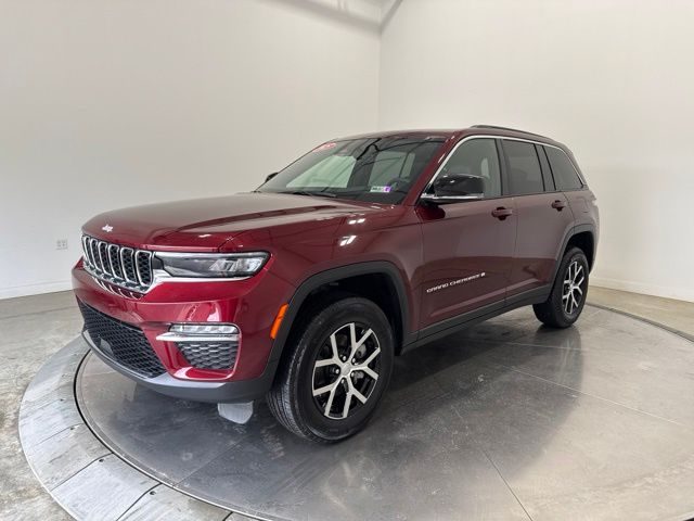 Used 2025 Jeep Grand Cherokee SUV