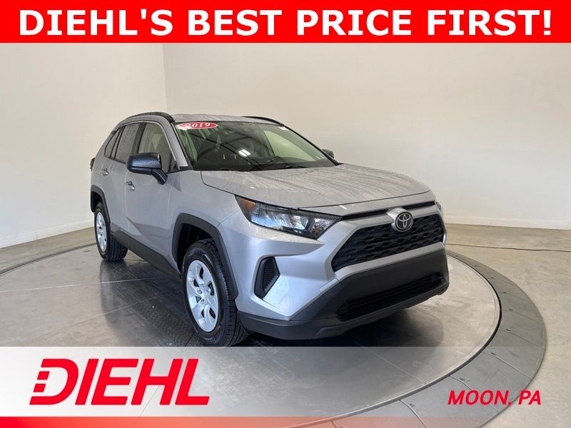 Silver Sky Metallic 2019 Toyota RAV4 LE AWD SUV / Crossover All-Wheel Drive 8-Speed Automatic