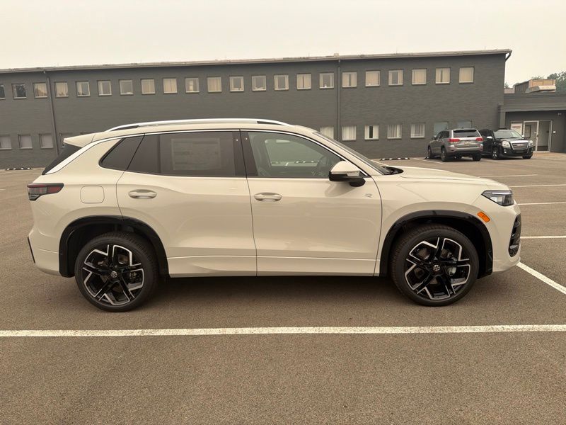 New 2026 Volkswagen Tiguan SUV