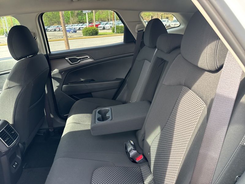 New 2026 Kia Sportage Hybrid SUV