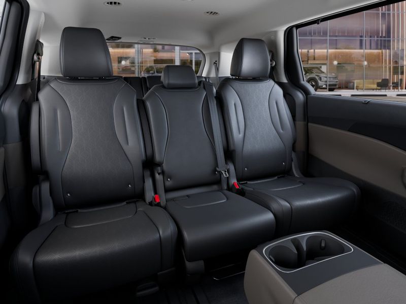 New 2027 Kia Carnival MPV Hybrid Van