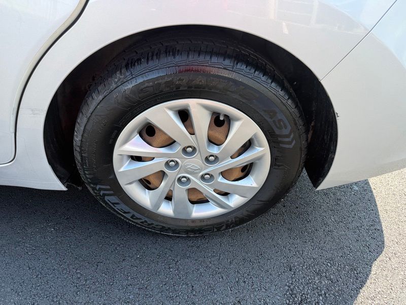 Used 2017 Hyundai Elantra Sedan