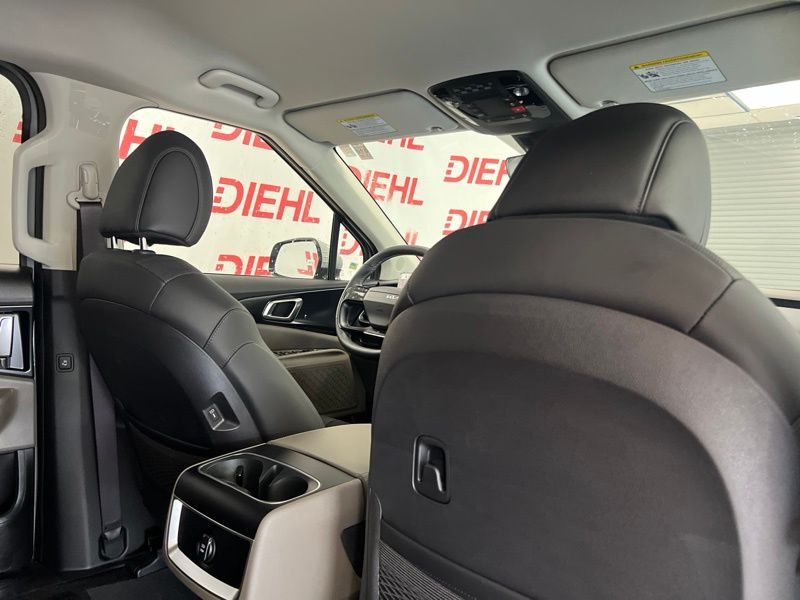New 2027 Kia Carnival MPV Van