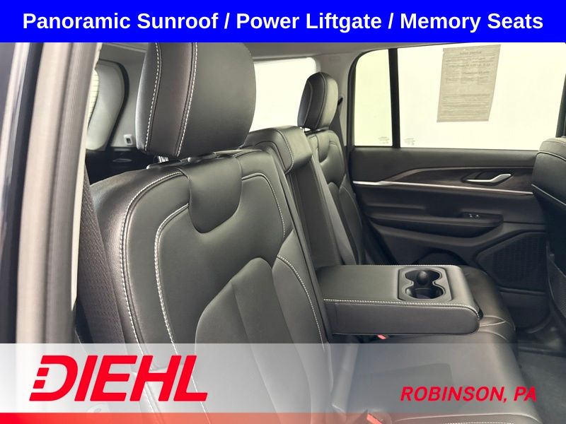 Used 2024 Jeep Grand Cherokee SUV