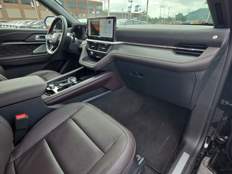 Used 2026 Ford Explorer SUV