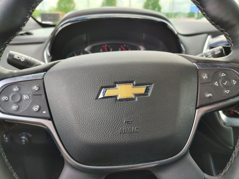Used 2023 Chevrolet Traverse SUV