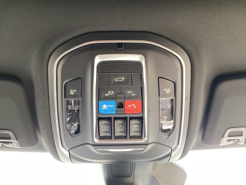 New 2026 Jeep Grand Cherokee SUV