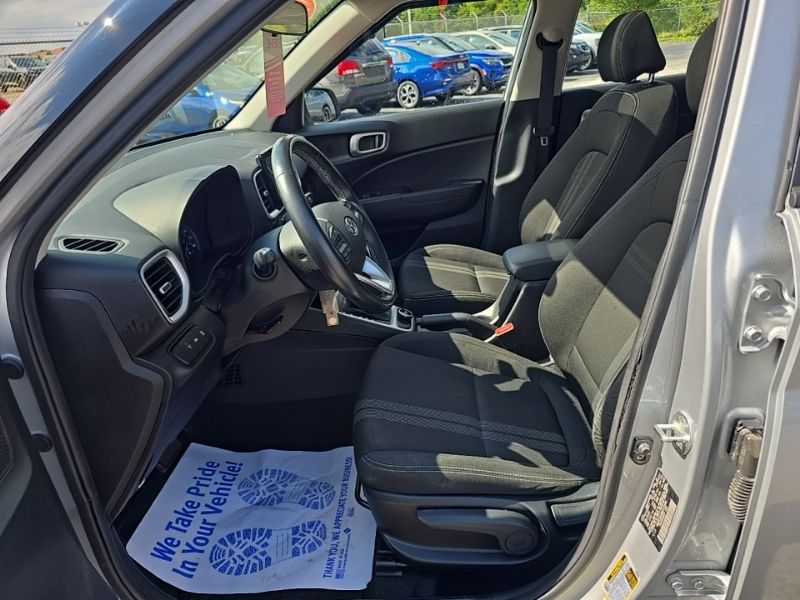 Used 2022 Hyundai Venue SUV
