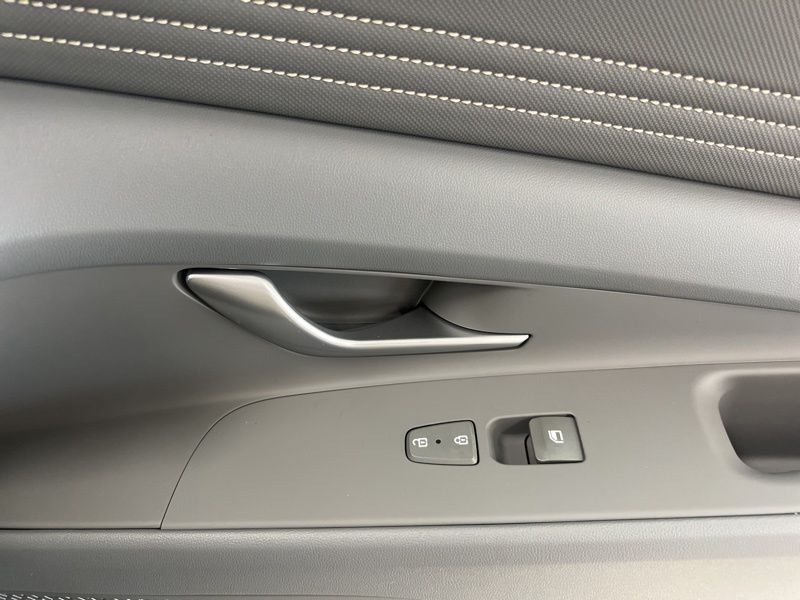 New 2026 Hyundai Elantra Sedan