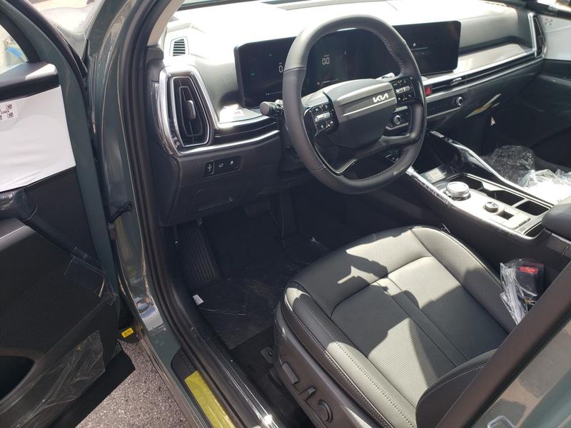 New 2026 Kia Sorento Hybrid SUV